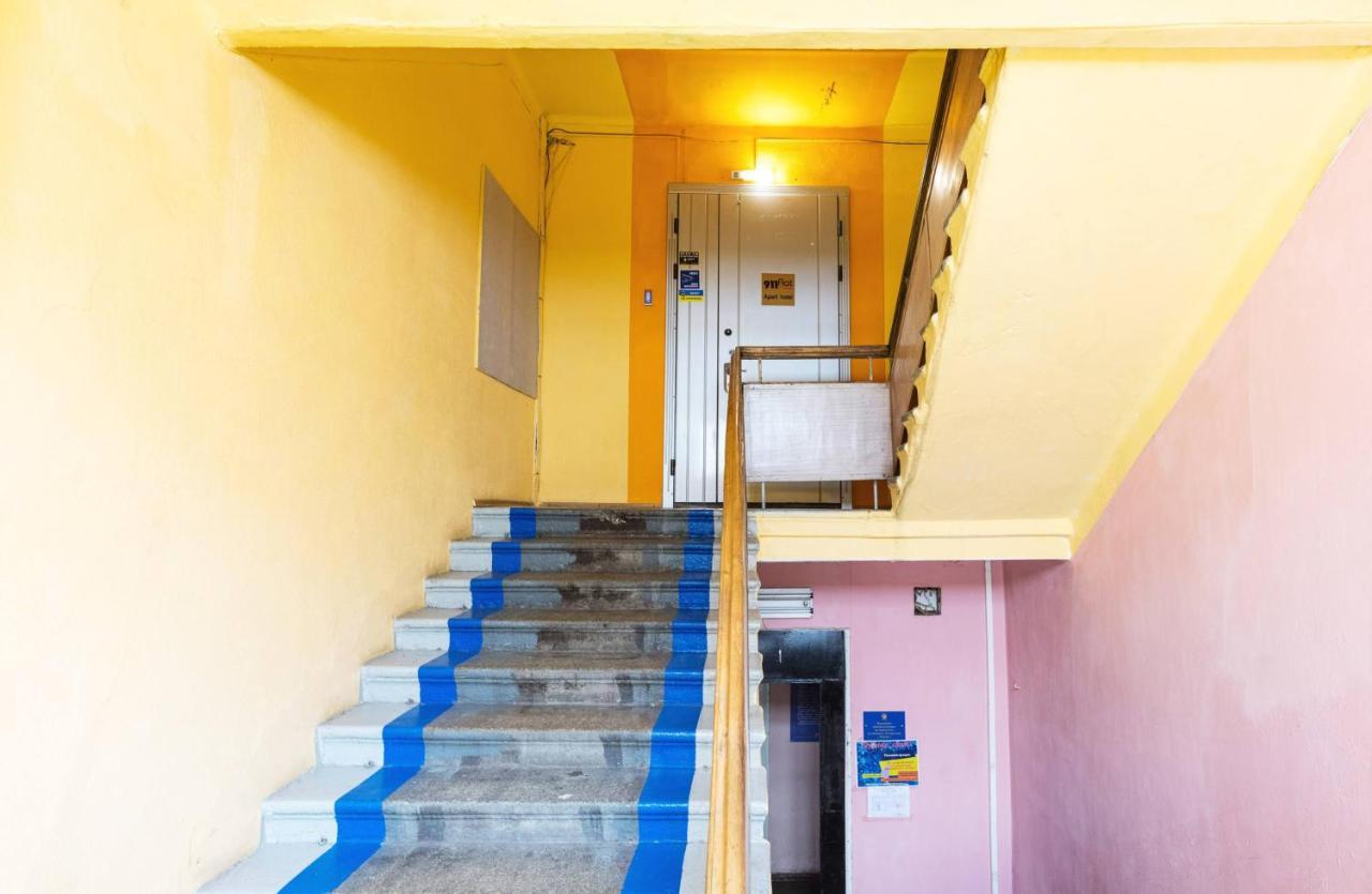Guest House "Golden Gate 911 " Киев Экстерьер фото