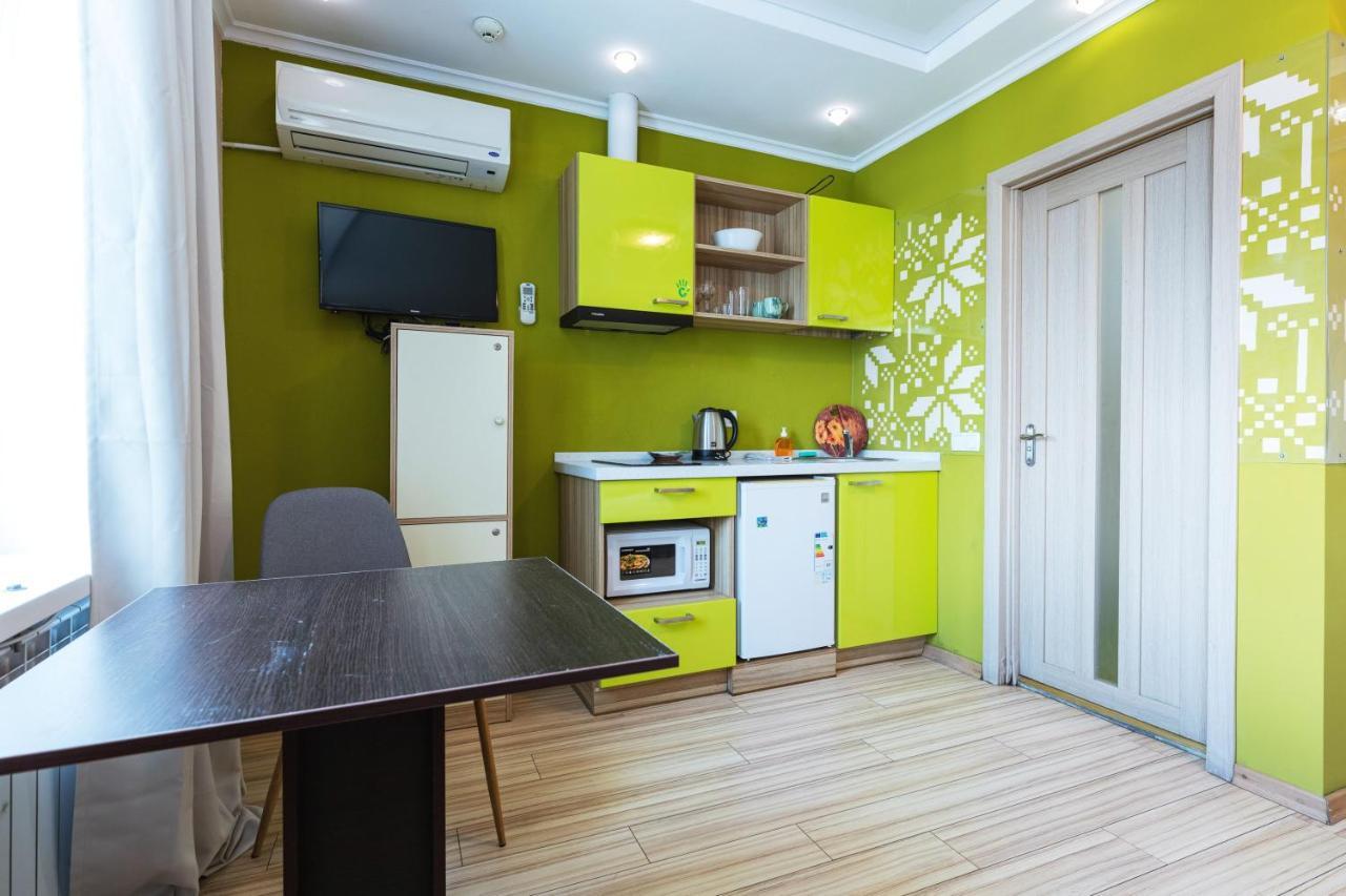 Guest House "Golden Gate 911 " Киев Экстерьер фото