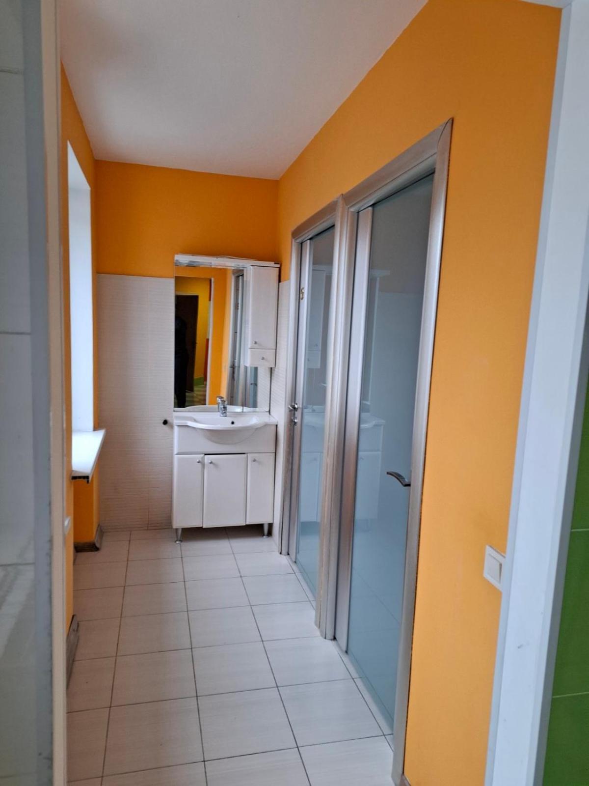 Guest House "Golden Gate 911 " Киев Экстерьер фото